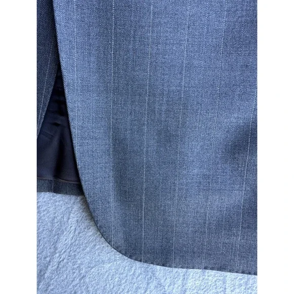 Lord's Tailor Custom Tailored Sport Coat Gray Pinstripe Super 120's Wool 44R